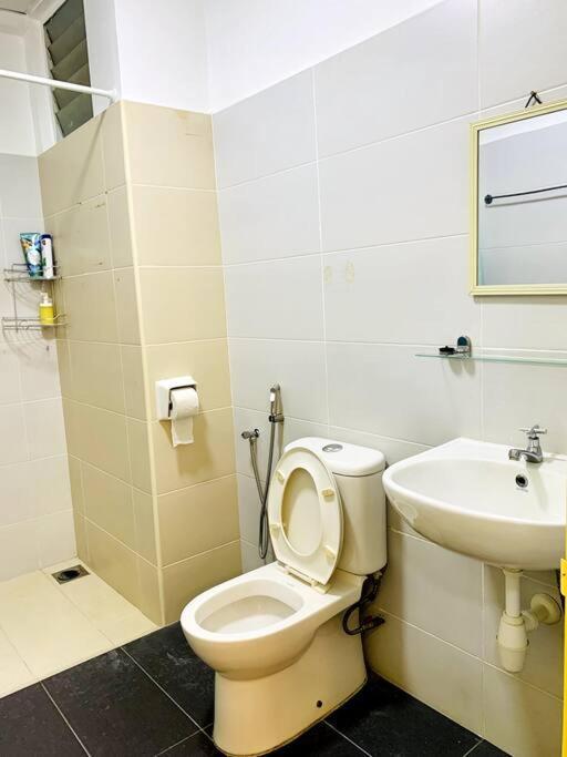 小温馨 Akademik Apartment *